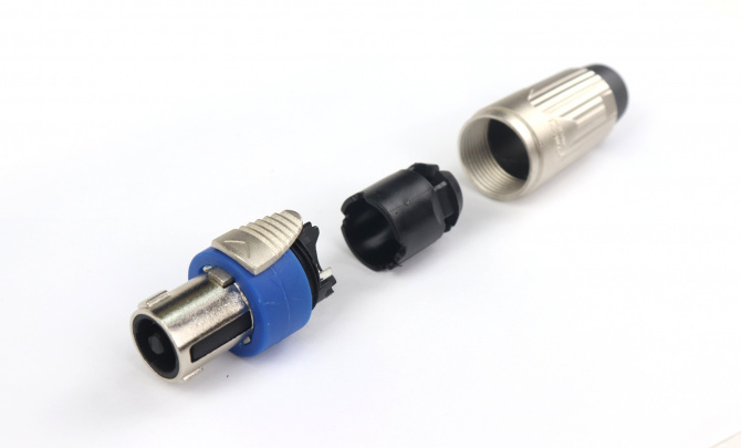 AuraSonics SN4M-3 кабельный разъем 4-контактный speakon male, металлический корпус