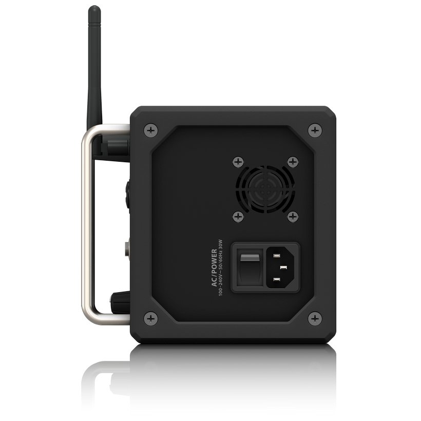Behringer XR164