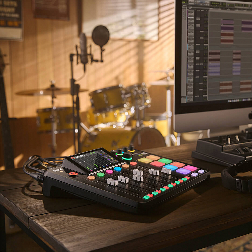 RODE Caster Pro II цифровая студия для интернет-вещания и Podcast10
